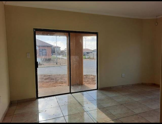 3 BEDROOM HOUSE FOR SALE IN VANDERBIJLPARK CE7